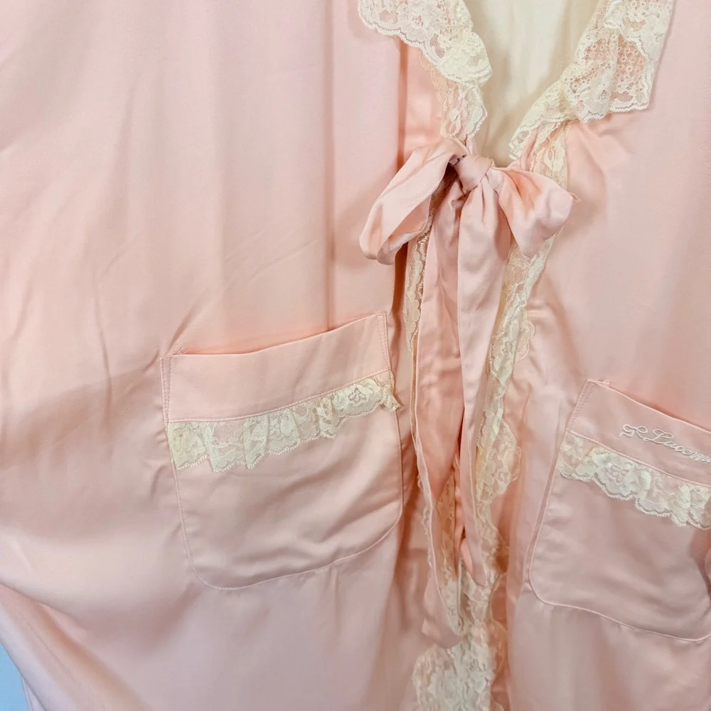 Lacemade Retro Satin Lace Romantic Oversized House Coat Robe Pink - Picture 4 of 10